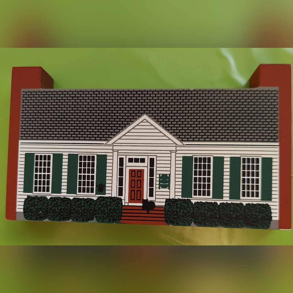 Ivy Green _ Helen Keller _ Cat's Meow Village